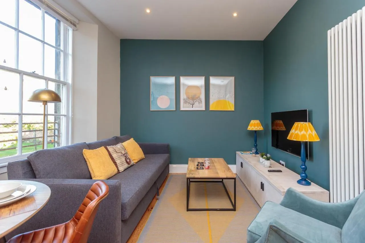 Lovely Apartment Beneath Edinburgh Castle Ηνωμένο Βασίλειο